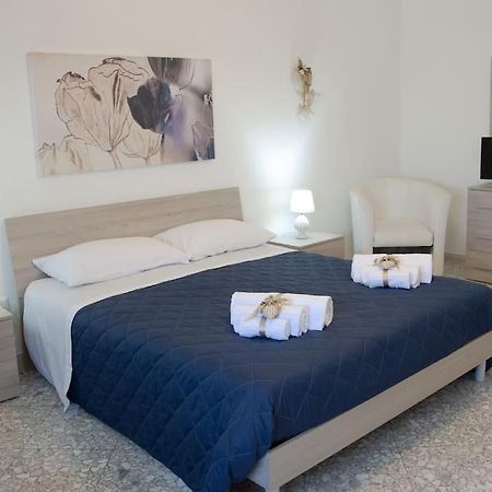 Il Mare In Citta. Appartamento Vista Mare Monopoli Kültér fotó
